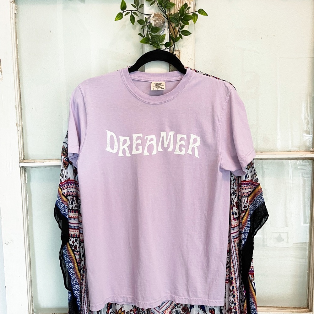 Dreamer Graphic Tee - Picture 3 of 3